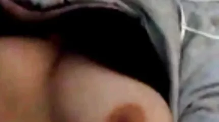 บน kakun คลิป วีดีโอ โป๋ ที่แข็งแกร่งดึงสาว ๆ บนโซฟา